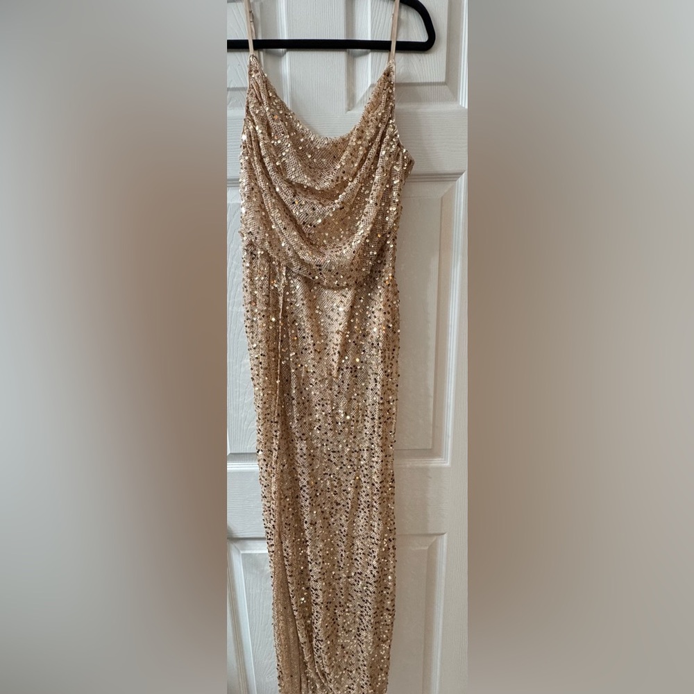 NWOT Fashion Nova Monica Sequin Maxi Dress - Gold - Picture 3 of 8